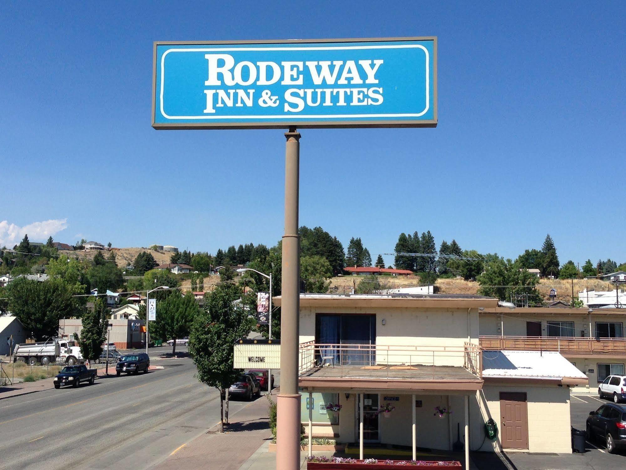 Rodeway Inn & Suites Omak - Okanogan Bagian luar foto